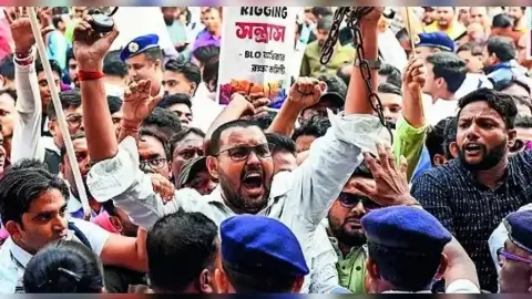 Suppressing Voters in Bengal