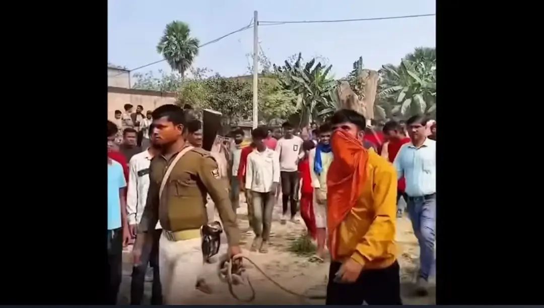 Girl Climbs Mobile Tower