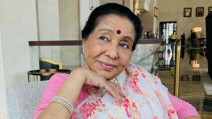 Asha Bhosle Death News Asha Bhosle Death News